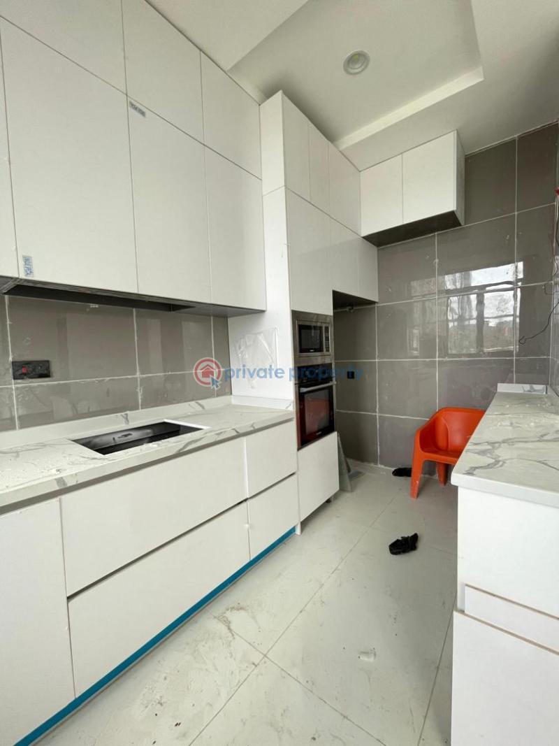 2 bedroom Mini Flat For Sale Lekki Phase 1 Lagos - 3