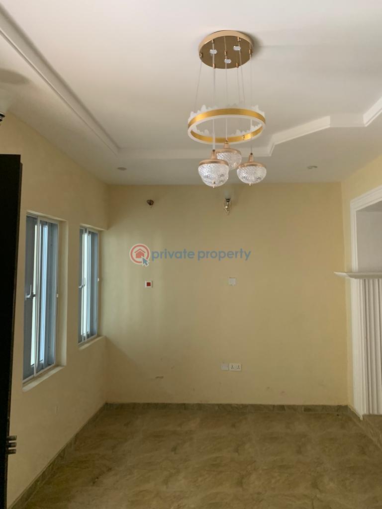 2 bedroom Detached Bungalow For Rent Alaaka Elebu Akala Express Ibadan Oyo - 7