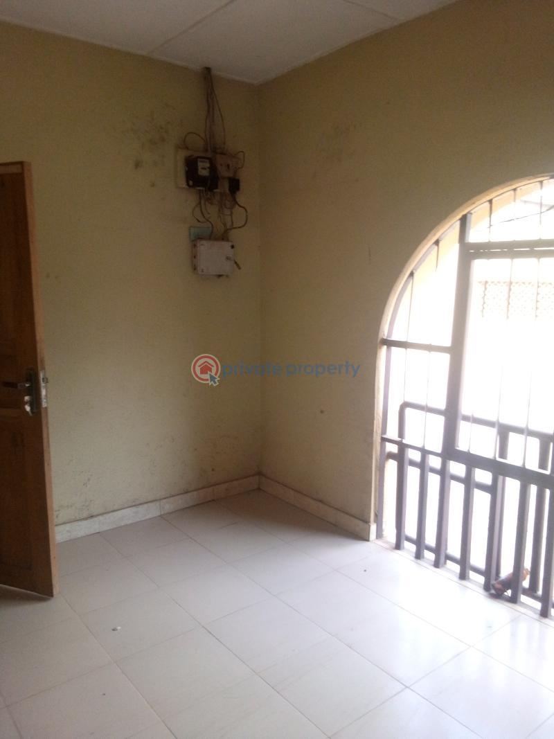 2 bedroom House For Rent Anjelanwa Agege Lagos - 12