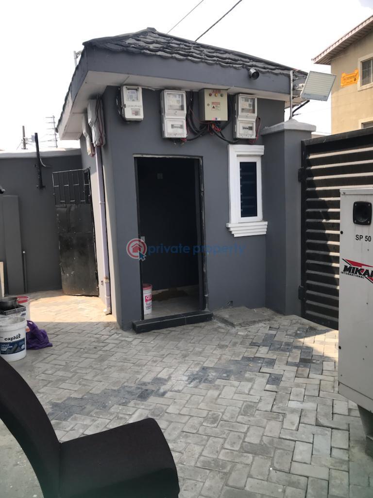 2 bedroom House For Rent Surulere Lagos - 14