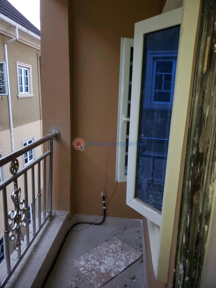 2 bedroom Flat & Apartment For Rent At Ibadan Street Ebutte Metta East Main Land Ebute Metta Yaba Lagos - 12