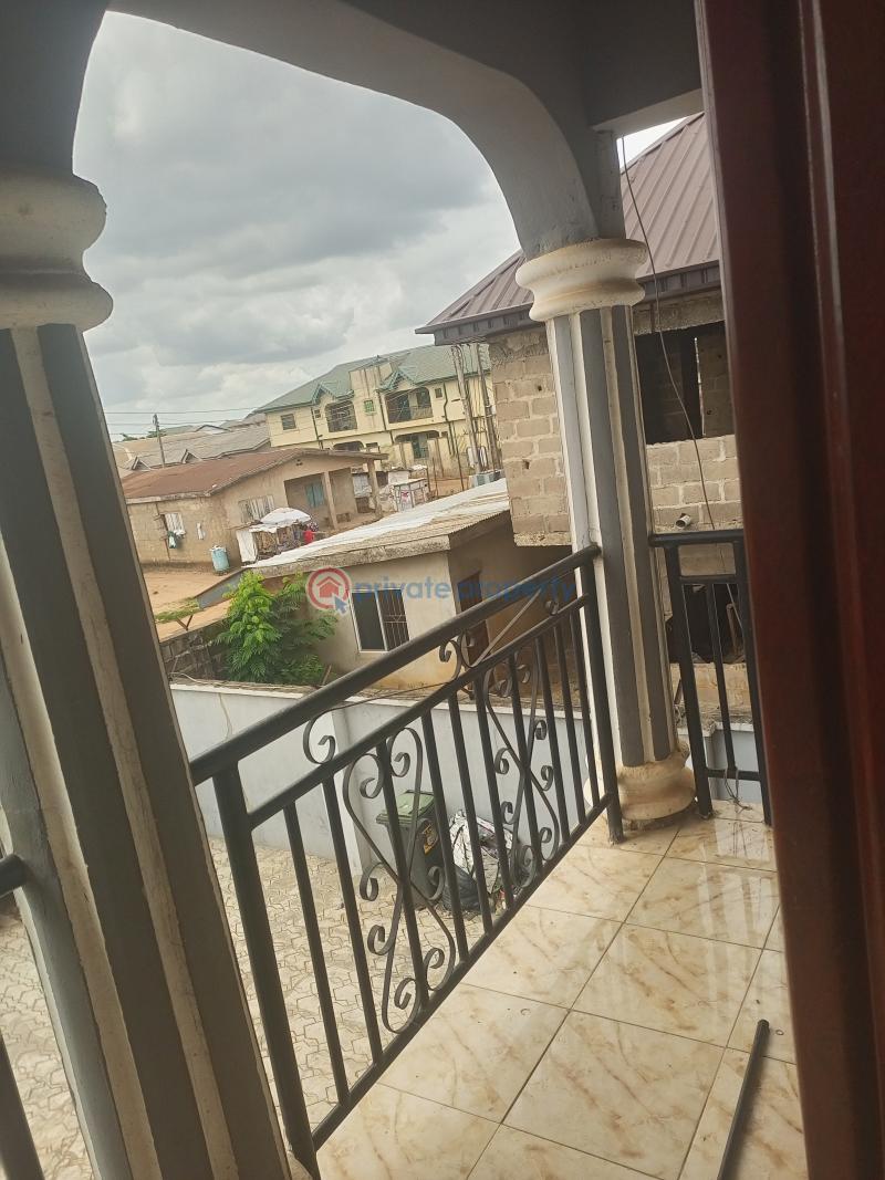 2 bedroom Block Of Flats For Rent Tipper Garage Yakoyo/Alagbole Ojodu Lagos - 3