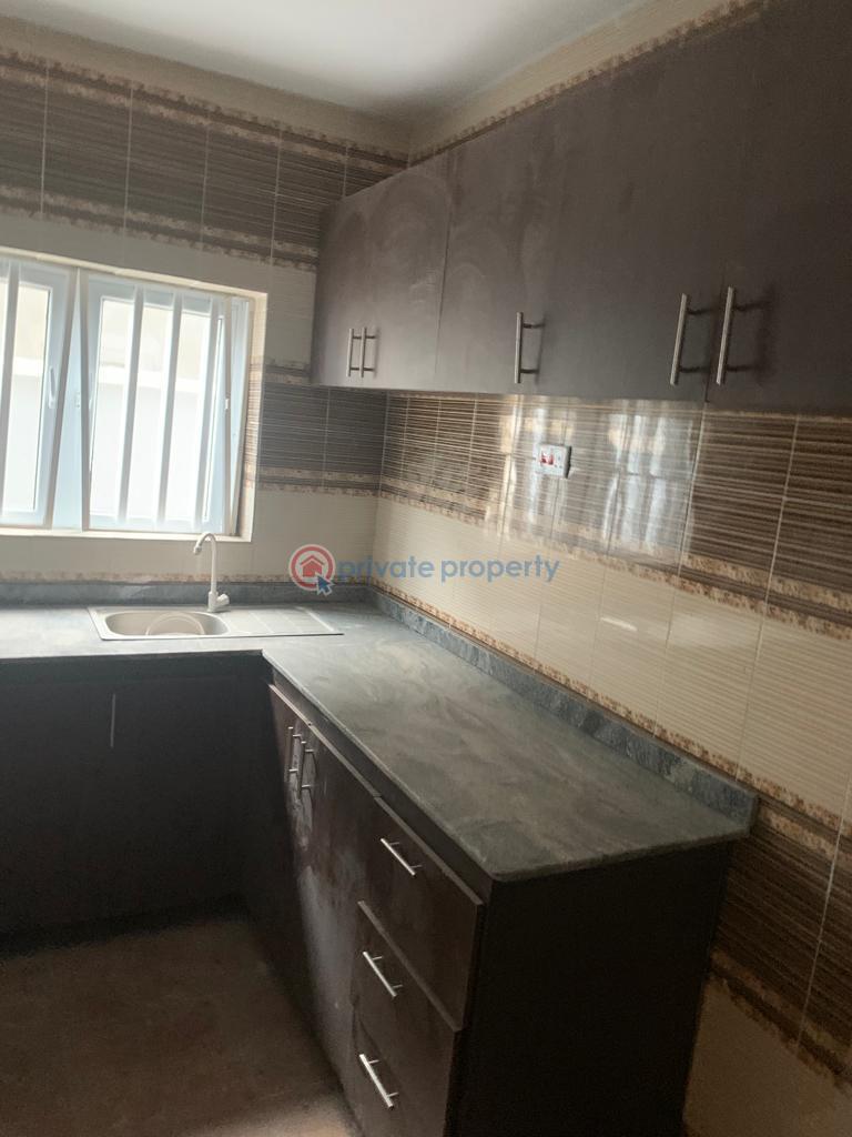 2 bedroom Detached Bungalow For Rent Alaaka Elebu Akala Express Ibadan Oyo - 4