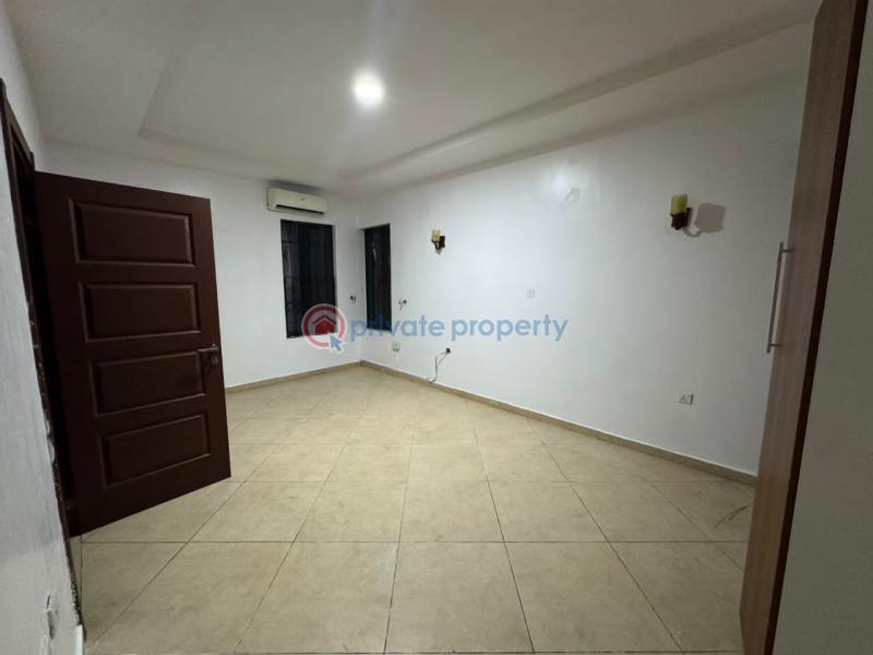 2 bedroom Mini Flat For Rent Oniru Lekki Phase 1 Lagos - 4