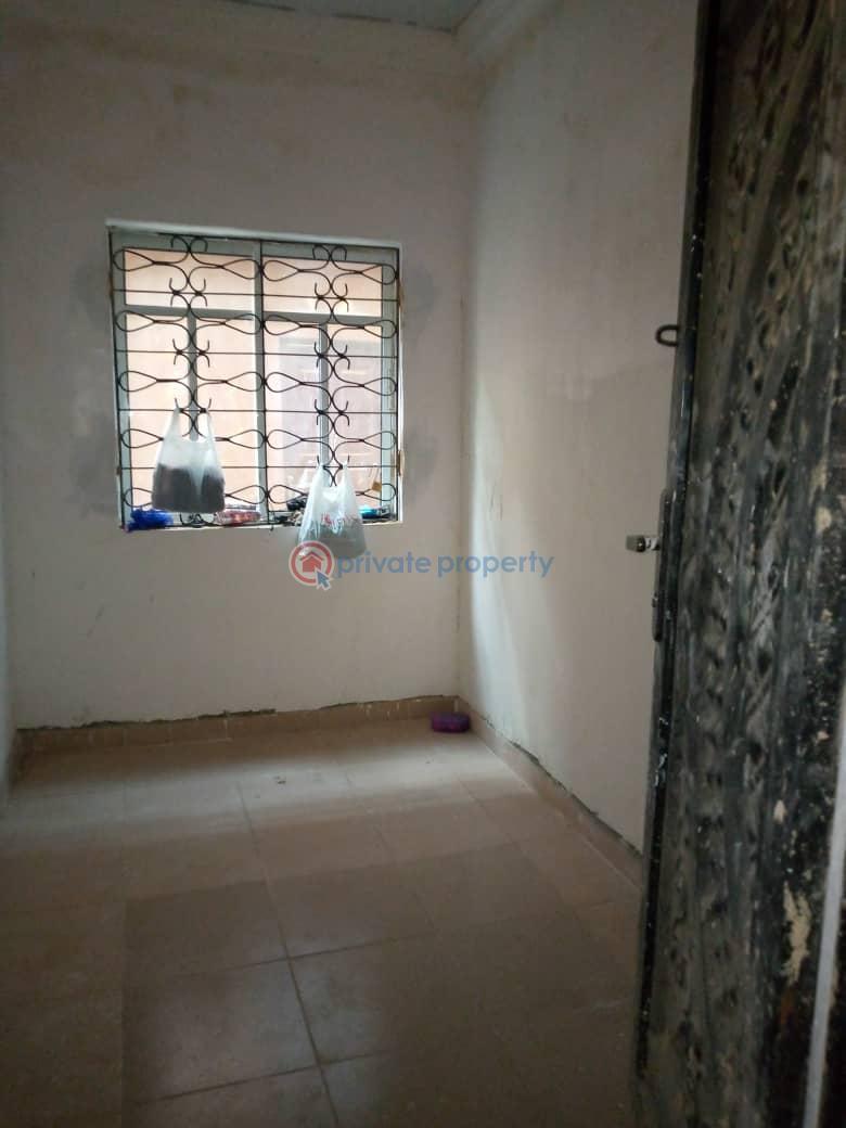 2 bedroom Flat & Apartment For Rent Off Tokunbo Street Alagomeji Yaba Lagos - 2