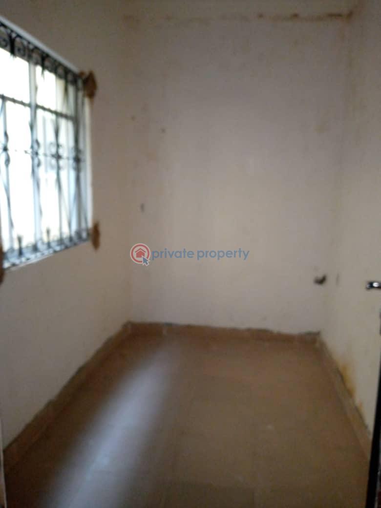 2 bedroom Flat & Apartment For Rent Off Tokunbo Street Alagomeji Yaba Lagos - 3