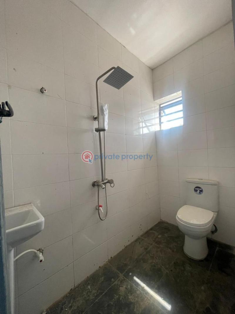 2 bedroom Flat & Apartment For Rent Ijesha Surulere Lagos - 12