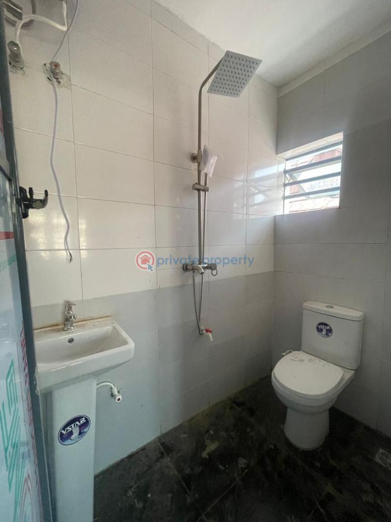 2 bedroom Flat & Apartment For Rent Ijesha Surulere Lagos - 1