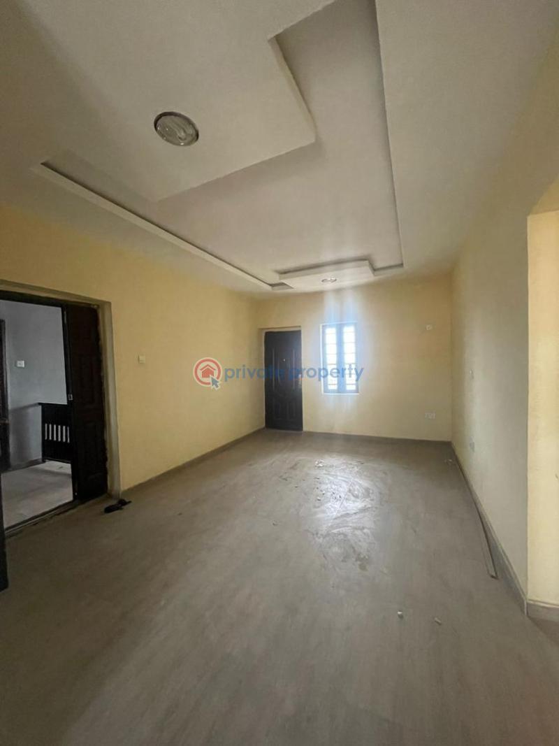 2 bedroom Flat & Apartment For Rent Ijesha Surulere Lagos - 4