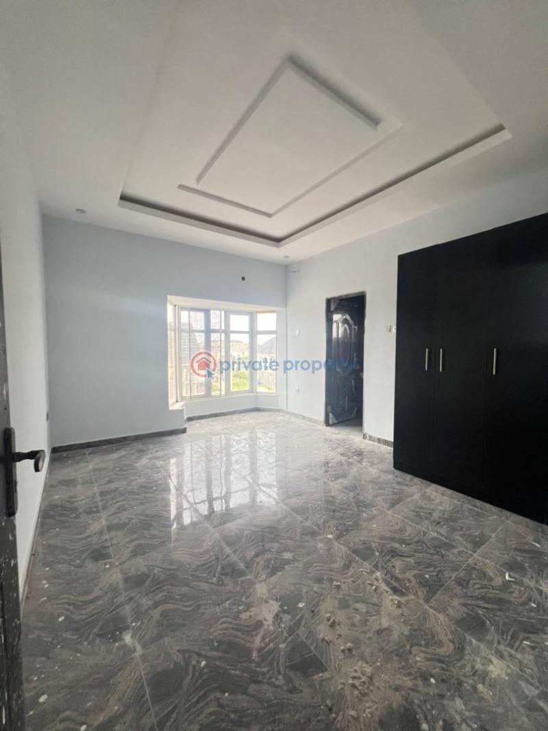 2 bedroom Flat & Apartment For Rent Ijesha Surulere Lagos - 0