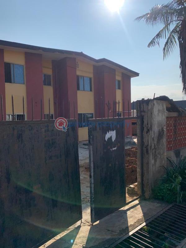 For sale House Entrance Of Elepe Royal Estate Aga Ikorodu Lagos (PID 3PBBTF) Private