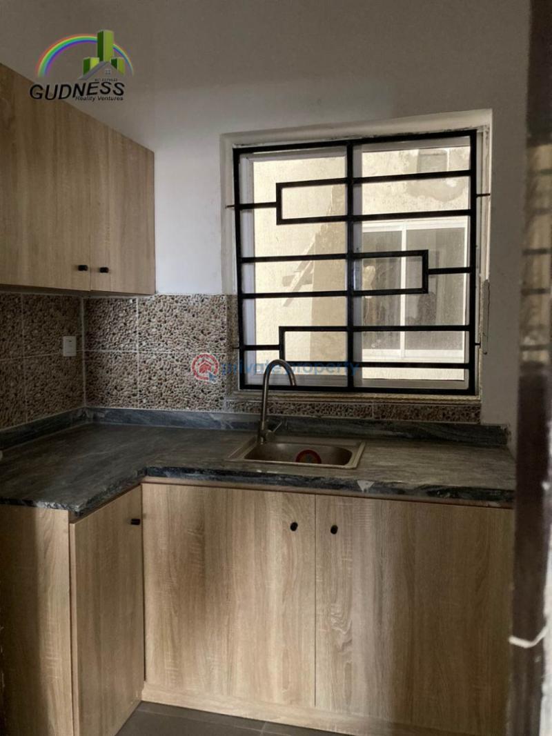 3 bedroom Flat & Apartment For Rent Ajah Lagos - 3