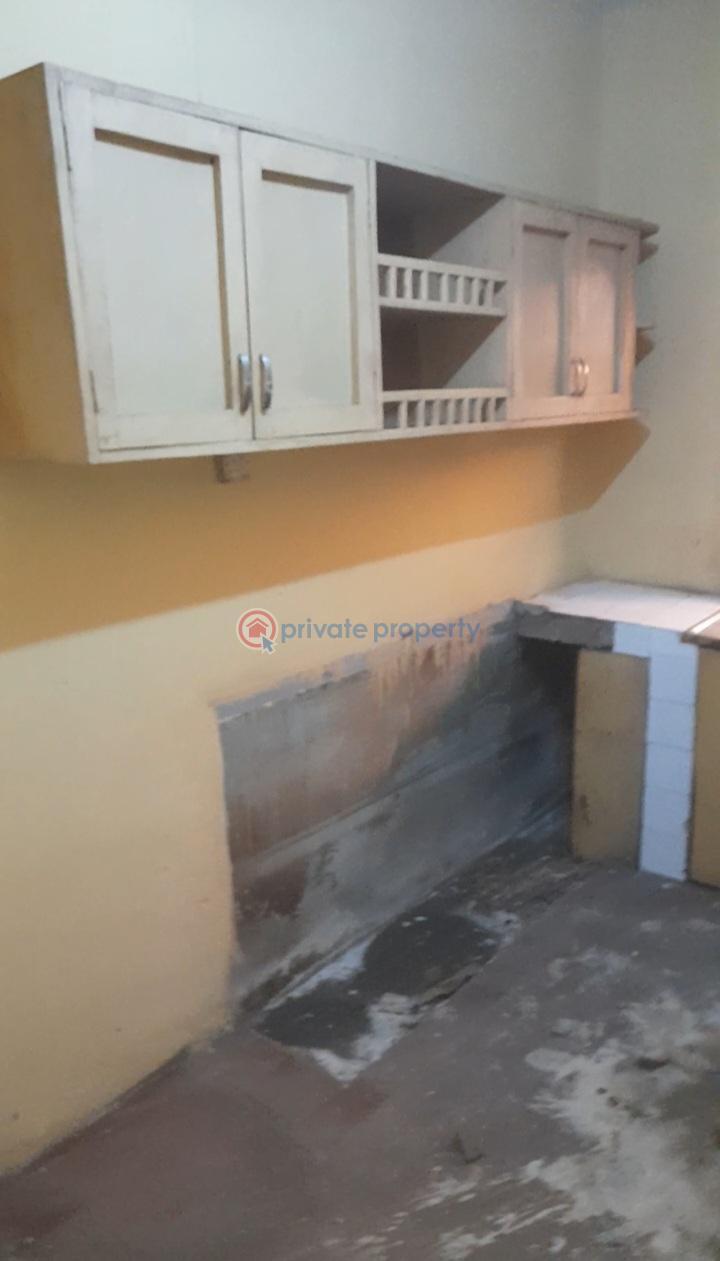 3 bedroom Flat & Apartment For Rent Off Ogunlana Drive Surulere Lagos - 2