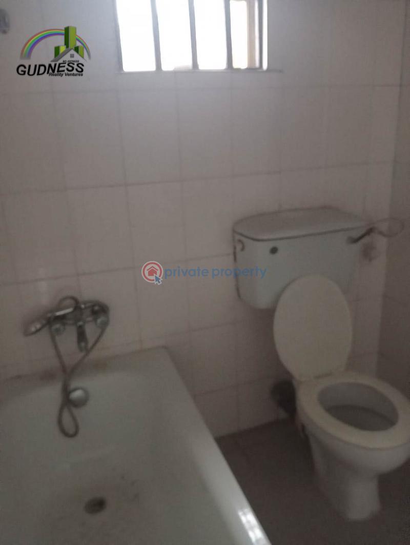 3 bedroom Flat & Apartment For Rent Thomas Estate Ajah Lagos - 9