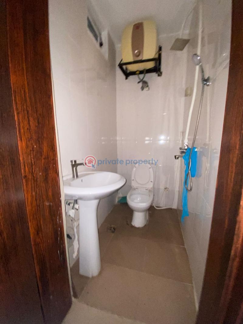 3 bedroom House For Sale Orchard Palace Estate, Jayioba Street, Salami Busstop, Shasha Beside Nnpc(dopemu Road) Shasha Alimosho Lagos - 3