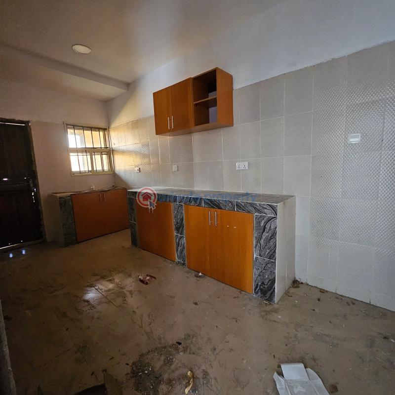 3 bedroom Flat & Apartment For Rent Kolapo Ishola Gra Akobo Ibadan Oyo - 4
