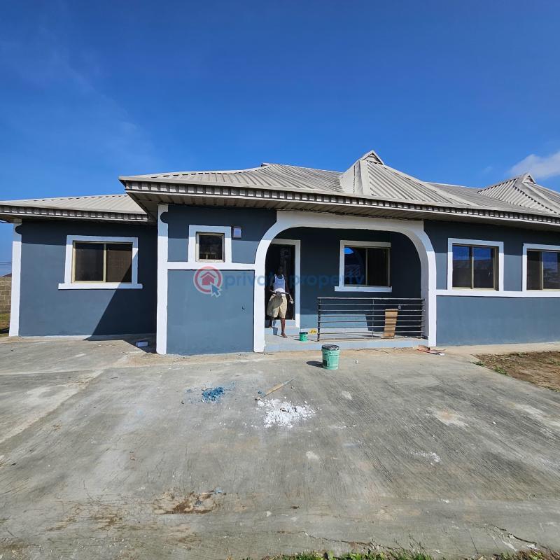 3 bedroom Flat & Apartment For Rent Kolapo Ishola Gra Akobo Ibadan Oyo - 0