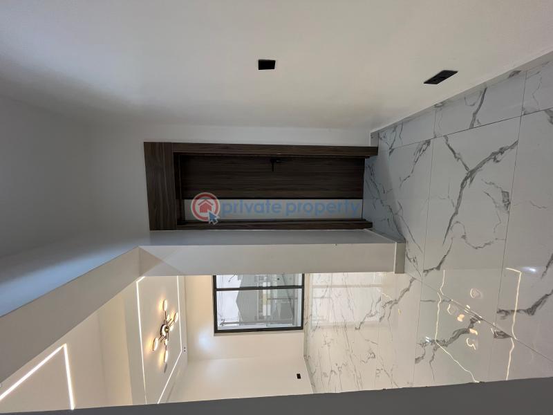 3 bedroom Flat & Apartment For Sale Rock Drive Lekki Phase 1 Lagos - 1