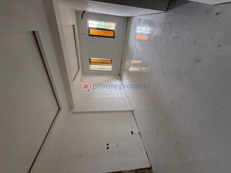 3 bedroom Flat & Apartment For Sale Rock Drive Lekki Phase 1 Lagos - 4
