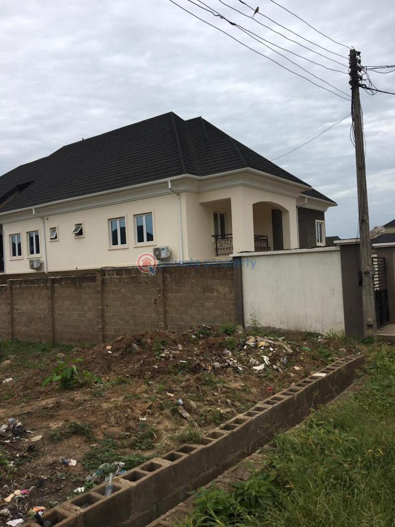 House For Rent Akala Way, Along Npg Garden, Akobo Ibadan Oyo - 1