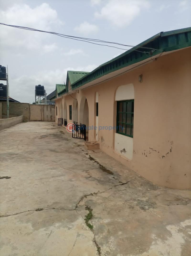 House For Rent At Akuru Alhasan Elebu, Akala Express Ibadan Oyo - 7