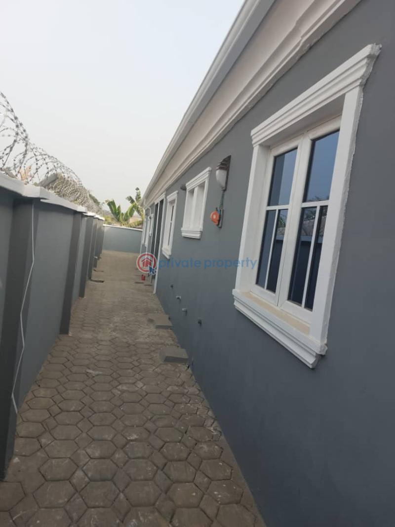 House For Rent Idi Ayunre Off Top Garden New Garage Challenge Ibadan Challenge Ibadan Oyo - 4