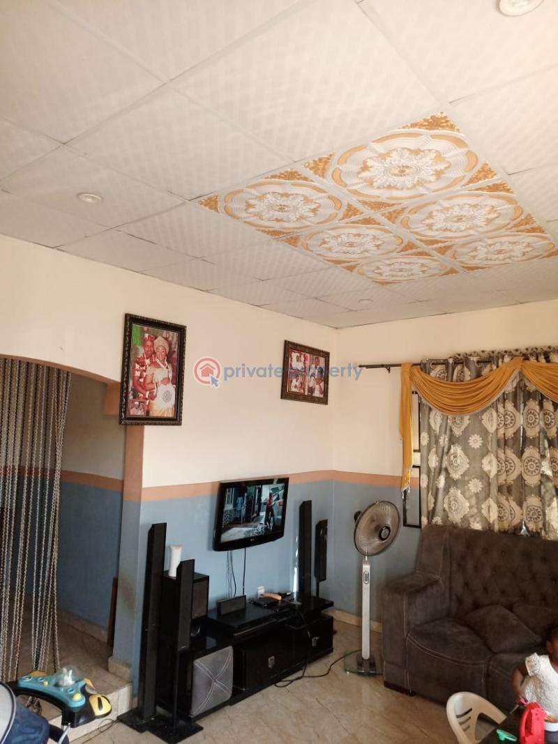 3 bedroom House For Sale Old Kutunku Gwagwalada Abuja Phase 4 (PID