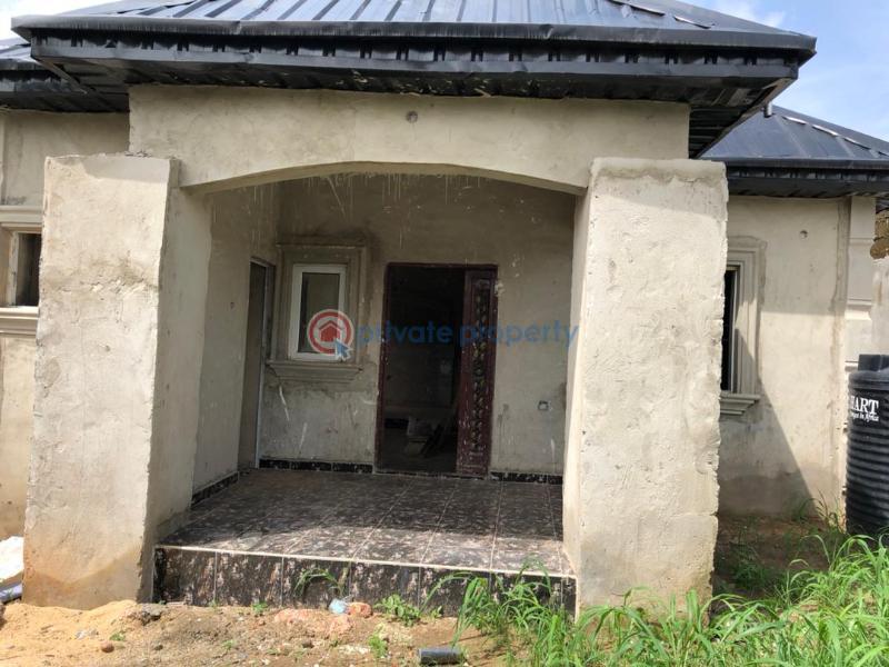 Bungalow For Sale Itele Lafenwa, Close To Ayobo Ayobo Ipaja Lagos