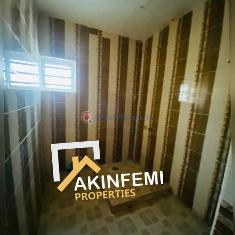 3 bedroom House For Sale Ibadan Oyo - 3