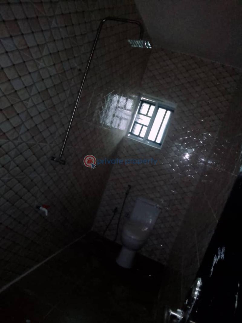 3 bedroom Detached Bungalow For Sale Samdot Ashipa Ayegun Oleyo Road Off Akala Express . Akala Express Ibadan Oyo - 11