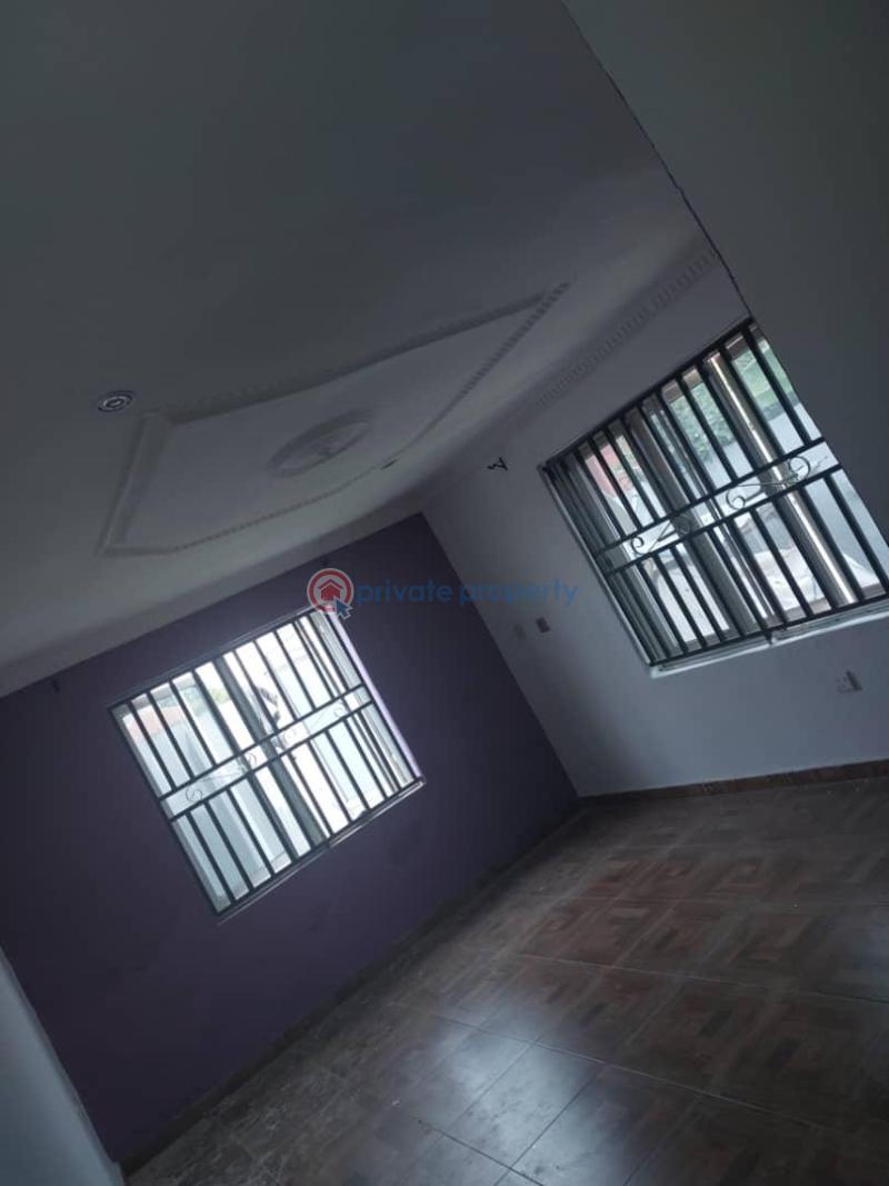 3 bedroom Detached Bungalow For Sale Samdot Ashipa Ayegun Oleyo Road Off Akala Express . Akala Express Ibadan Oyo - 7