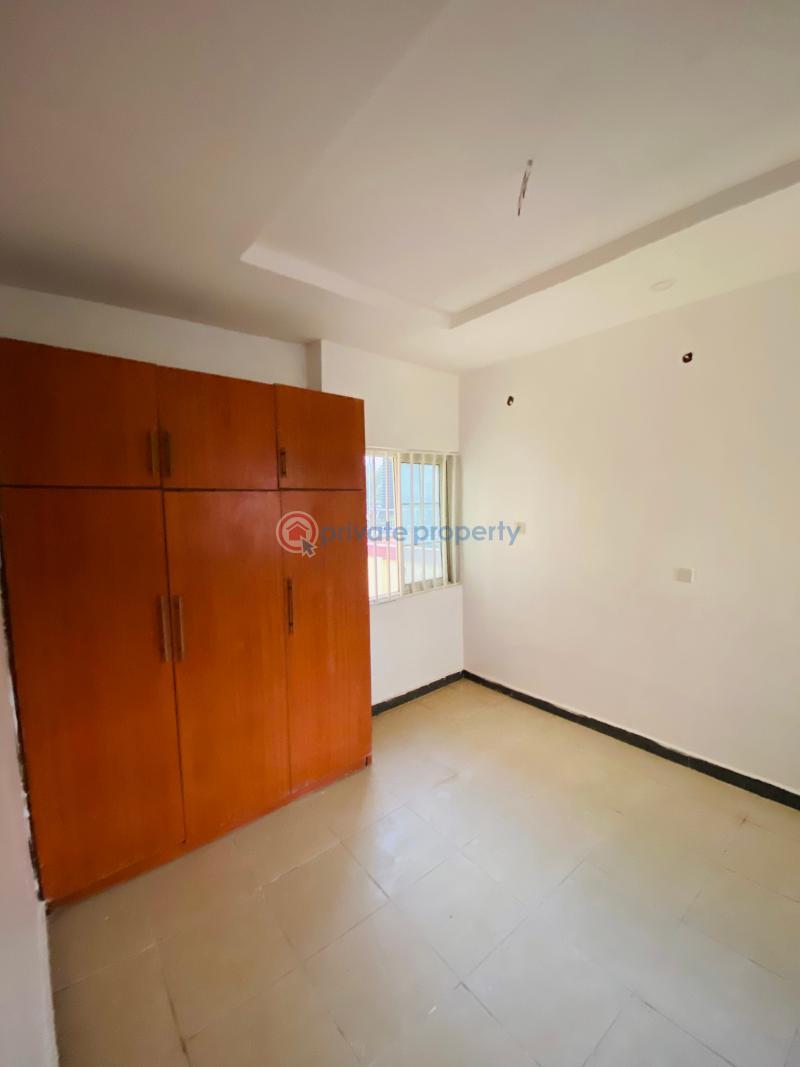 3 bedroom Semi detached Bungalow For Sale Carlton Gate Estate Akobo Ibadan Oyo - 4