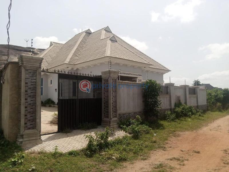 Detached Bungalow For Sale Ojoekunboff Asunle Akala Express Oluyole Extension Ibadan Ajii Akala Express Ibadan Oyo - 14