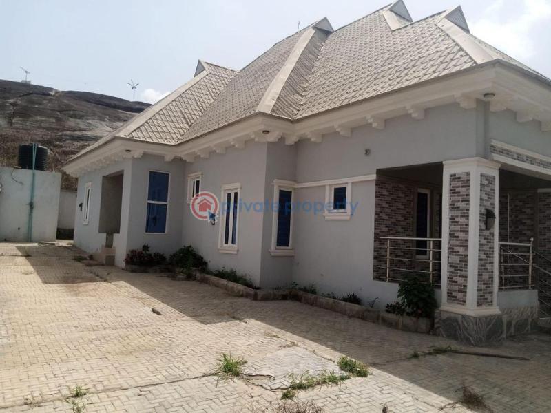 Detached Bungalow For Sale Ojoekunboff Asunle Akala Express Oluyole Extension Ibadan Ajii Akala Express Ibadan Oyo - 13