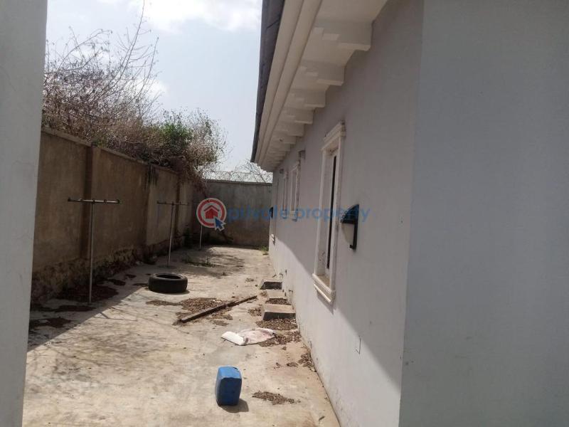 Detached Bungalow For Sale Ojoekunboff Asunle Akala Express Oluyole Extension Ibadan Ajii Akala Express Ibadan Oyo - 8