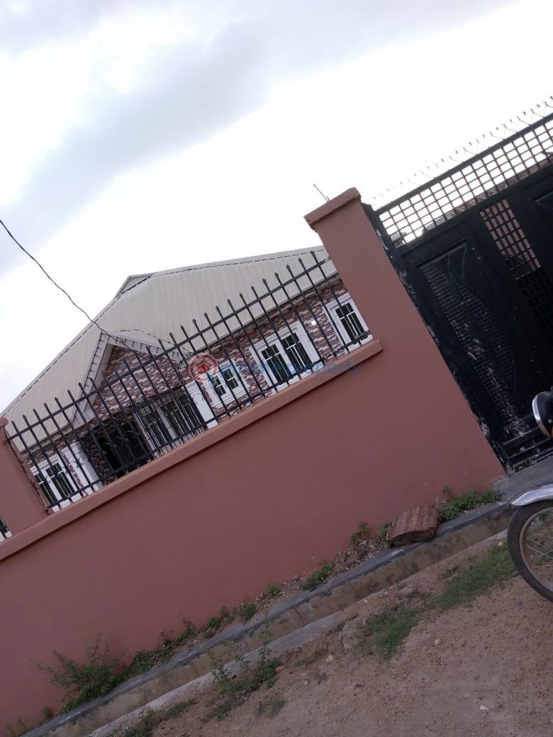 House For Rent Liberty Academy Off Akala Express Ibadan Oyo - 3