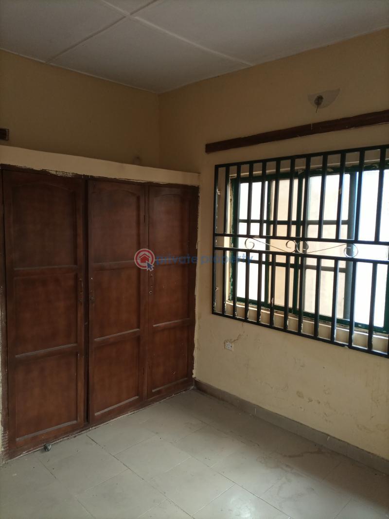 For rent 3 bedroom House Hassan Block Elebu Ibadan Oyo (PID 8PANJS
