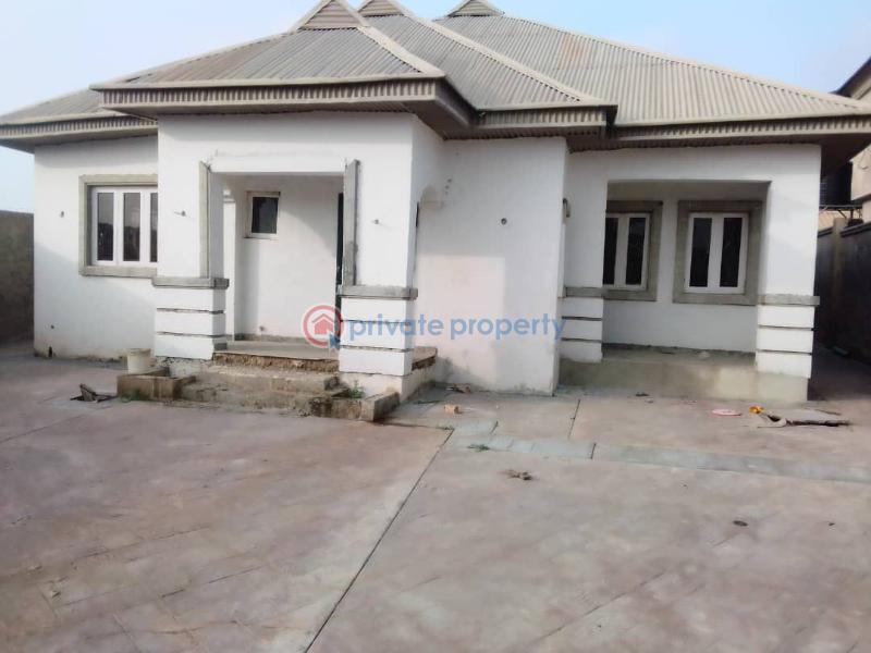 House For Sale Dss Estate Ile Tuntun Off Jericho Road Idi Extension Ibadan Oyo