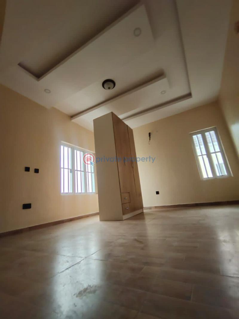 3 bedroom House For Rent Carlton Gate Etstae Ibadan Oyo - 1