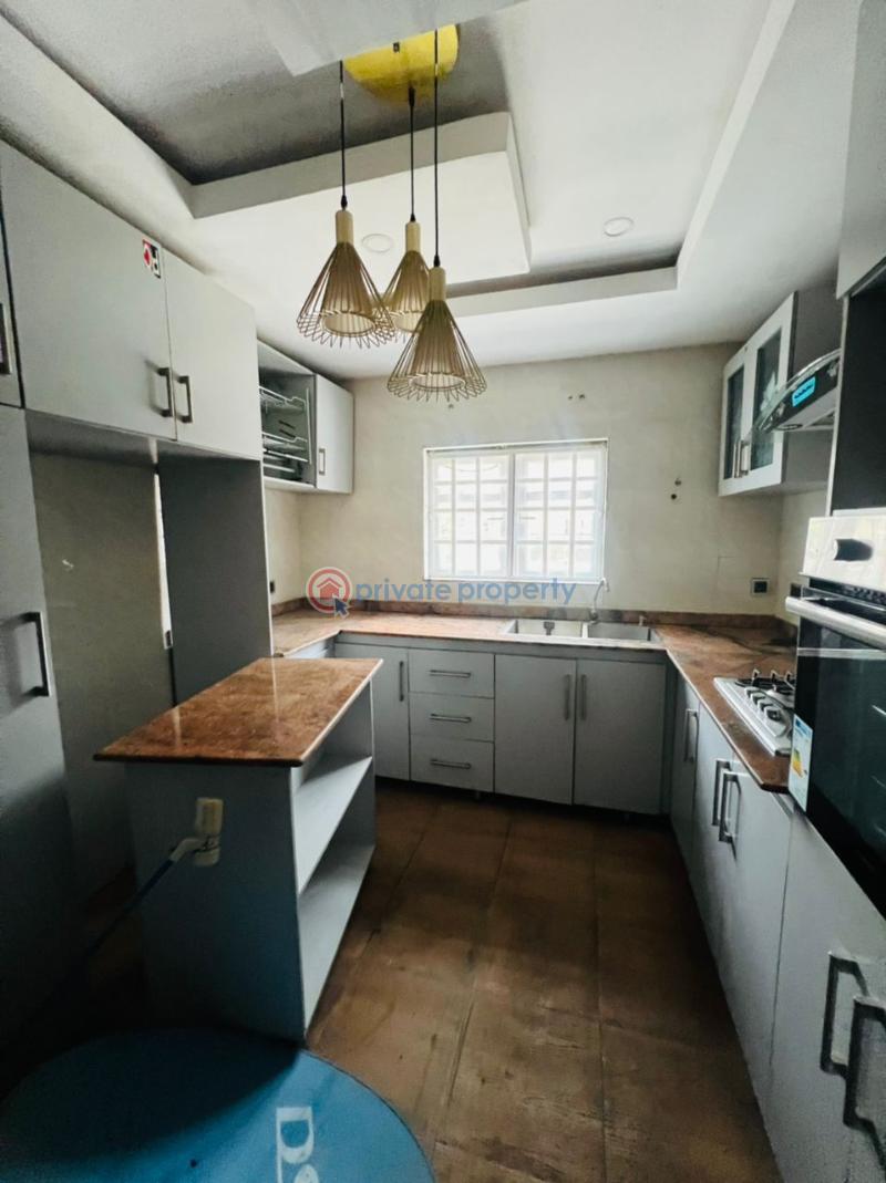 3 bedroom House For Rent Carlton Gate Estate Ibadan Oyo - 1