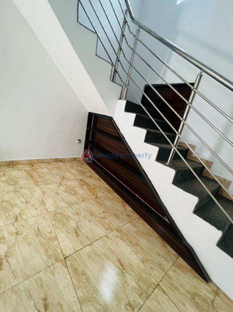 3 bedroom House For Rent Carlton Gate Estate Ibadan Oyo - 4