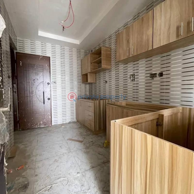 3 bedroom Flat & Apartment For Rent Adelabu Surulere Lagos - 2