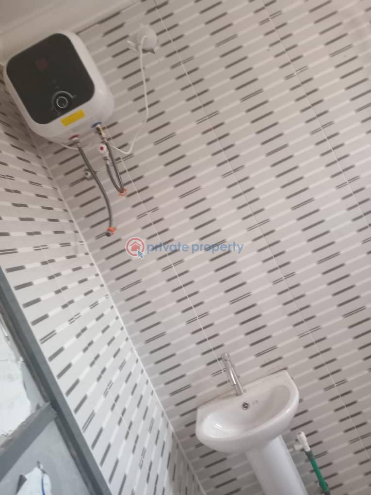 3 bedroom Flat & Apartment For Rent Iyana Ajia Area Alakia Ibadan Oyo - 3