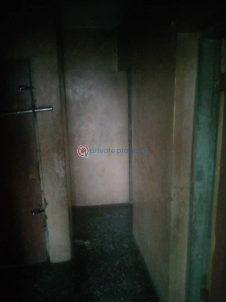 3 bedroom Flat & Apartment For Rent New Garage Area Akala Express Ibadan Oyo - 6