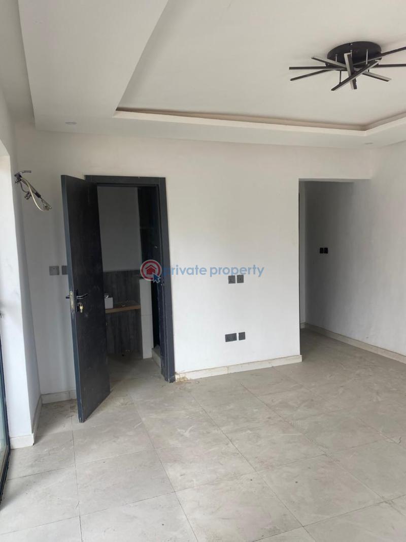 3 bedroom Flat & Apartment For Sale Yaba Lagos - 16