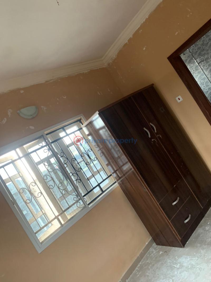 3 bedroom Flat & Apartment For Rent Alaaka Area, Elebu, Oluyole Extension Ibadan Oyo - 4
