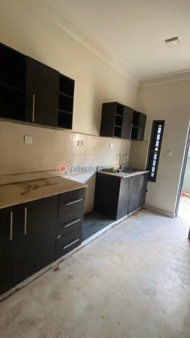 3 bedroom flat - 4 3 bedroom Block Of Flats For Rent Surulere Lagos - 4