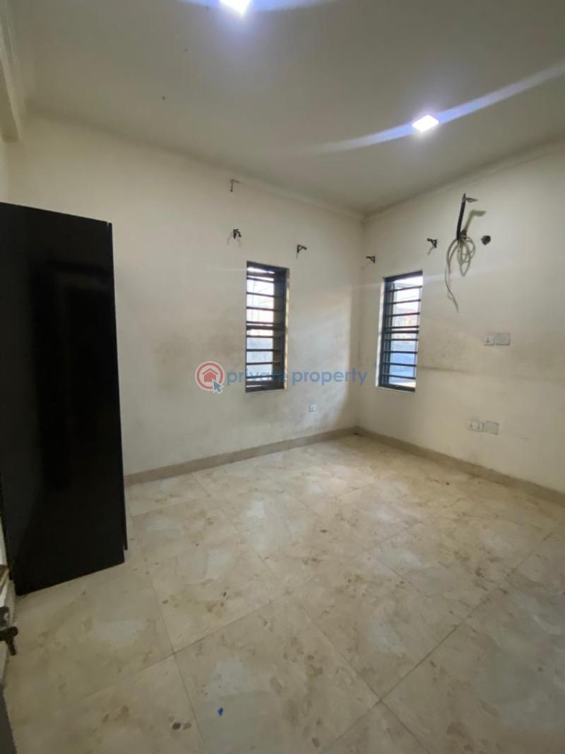 3 bedroom flat - 3 3 bedroom Block Of Flats For Rent Surulere Lagos - 3