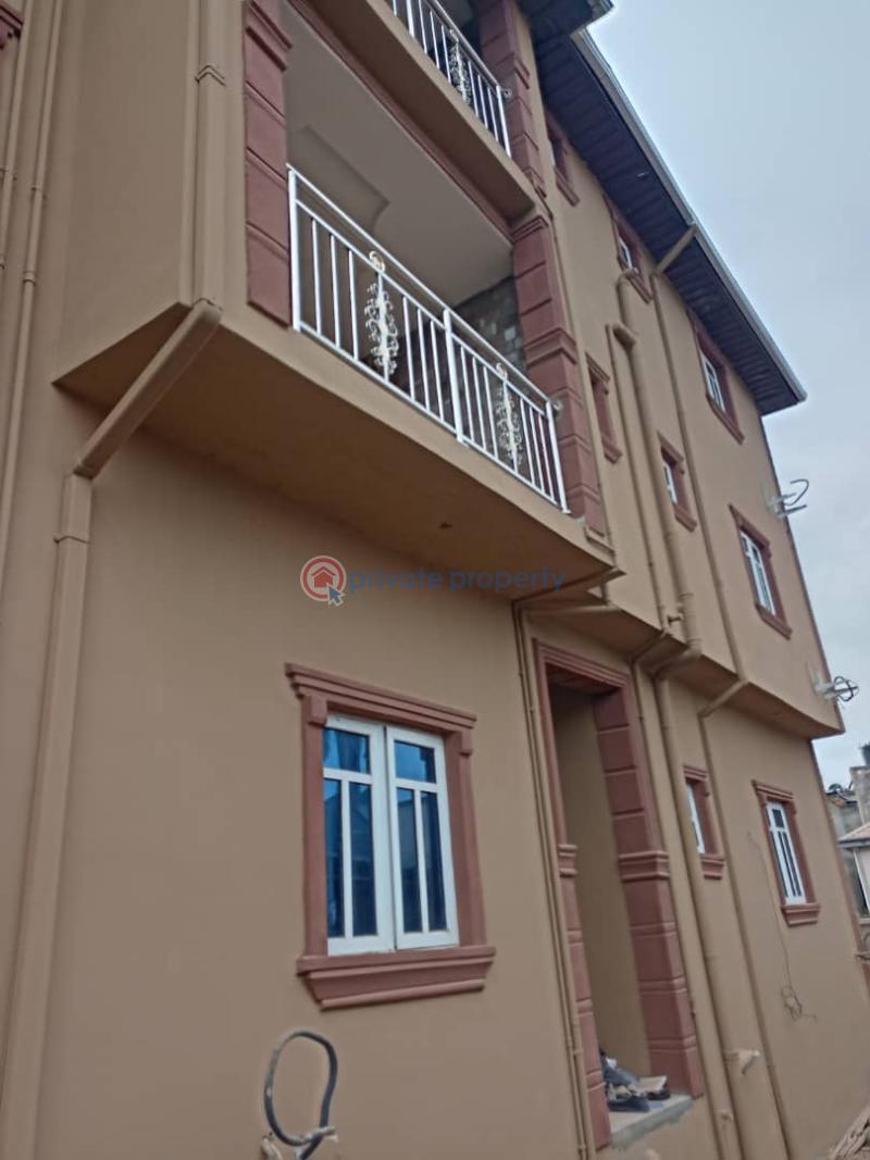 3 bedroom Flat & Apartment For Rent Off Sabo Berger Ojodu Lagos - 5
