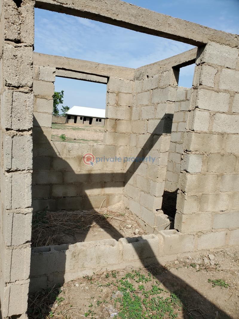 3 bedroom flat all the rooms with toilets and bath - 2 3 bedroom Flat & Apartment For Sale Maraba, Aso, Yelwa Road By Toko Junction, Karu Local Government, Nasarawa State. Abuja Phase 2  - 2